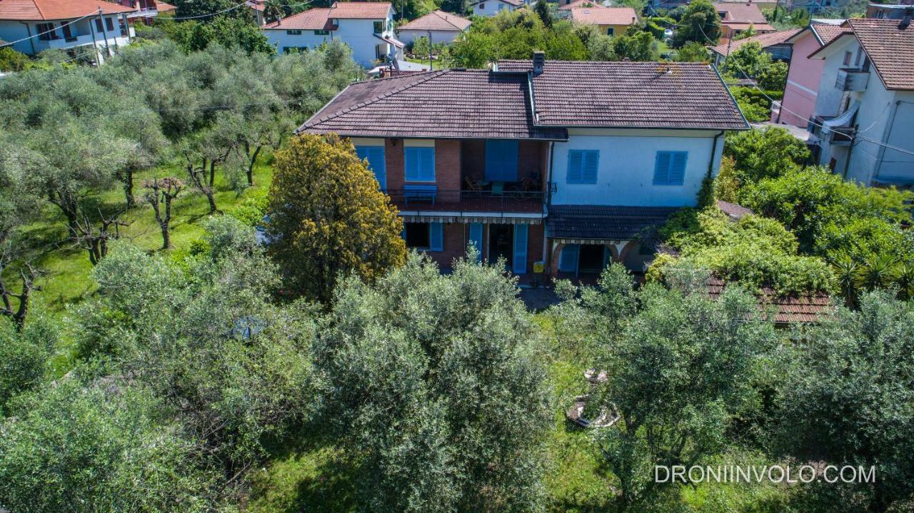 Casa Degli Zii Appartamento Letizia Luni Exterior foto