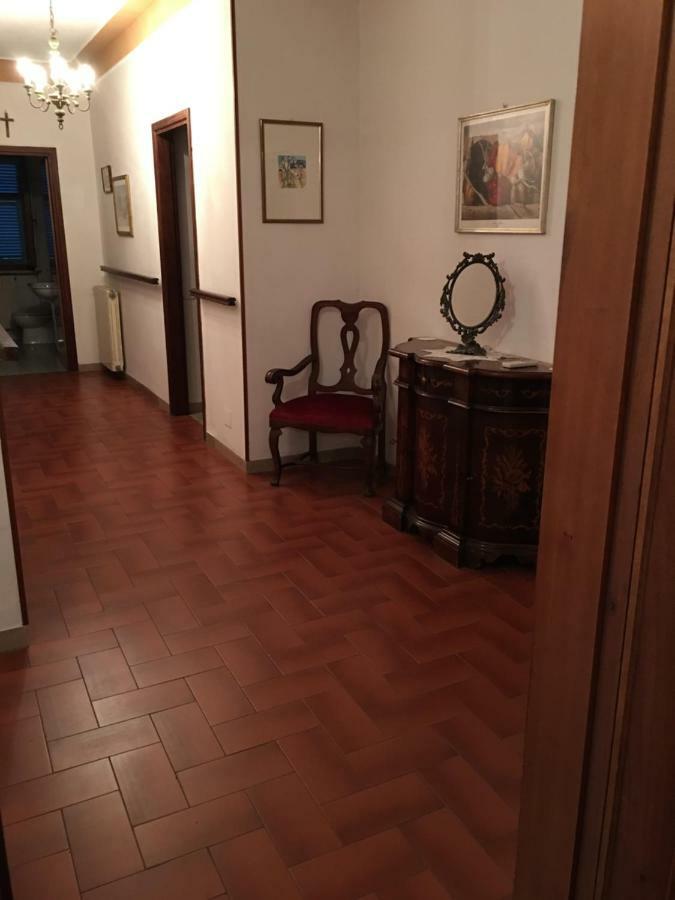 Casa Degli Zii Appartamento Letizia Luni Exterior foto