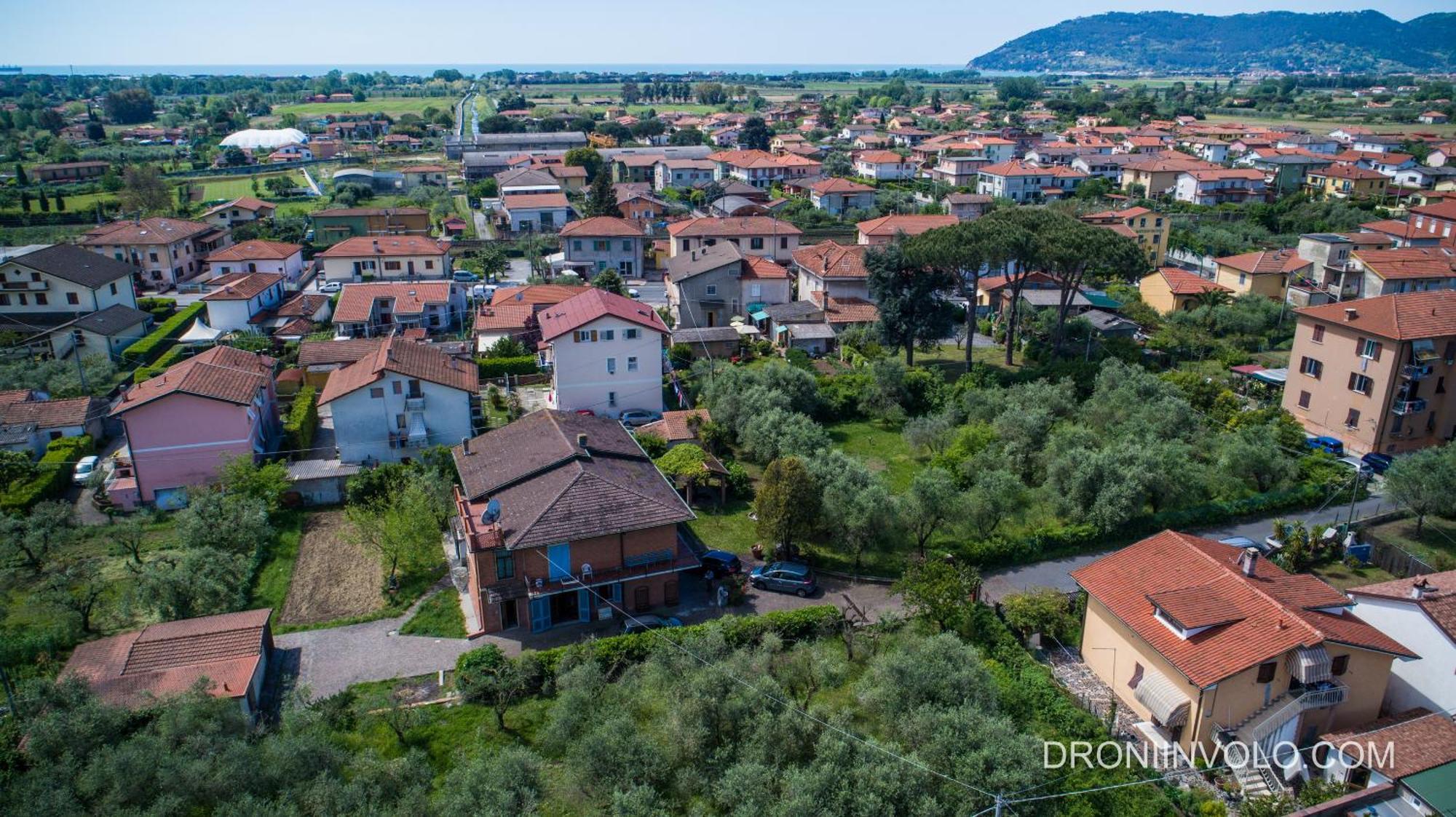 Casa Degli Zii Appartamento Letizia Luni Exterior foto